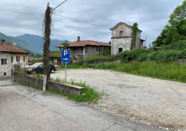 Il terreno donato diventa un parcheggio