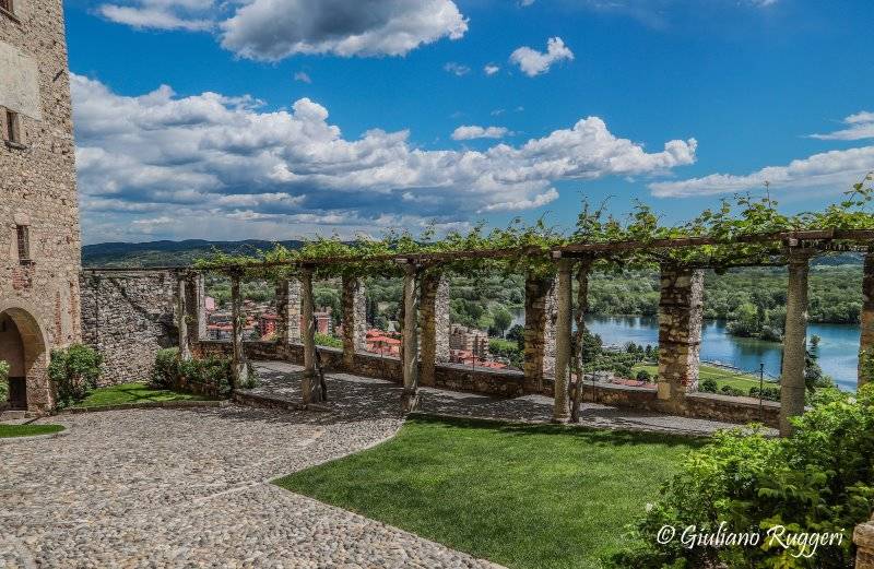 La meravigliosa Rocca di Angera