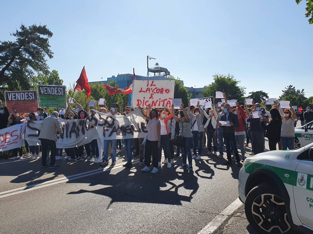 Crisi Teva a Nerviano lavoratori in sciopero