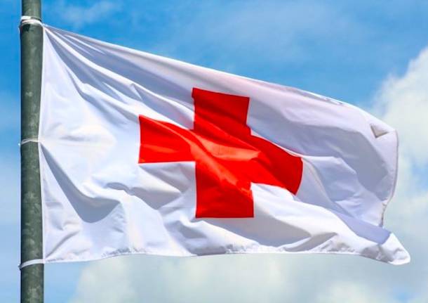 Croce rossa italiana - bandiere