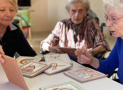 Gli ospiti di Villaggio Amico omaggiano l'Asst Valle Olona per dire grazie agli infermieri