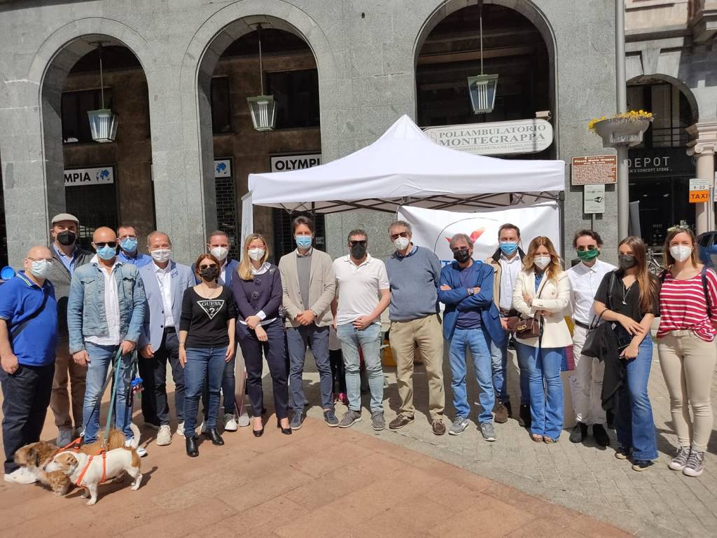 Italia viva in piazza