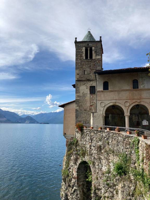 L'Eremo di Santa Caterina del Sasso 