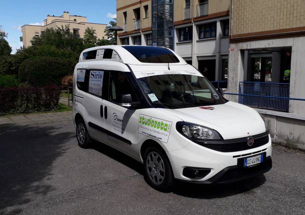 La consegna del doblò attrezzato ad Auser