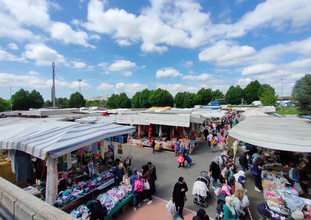 Mercato di Saronno di mercoledì 26 maggio