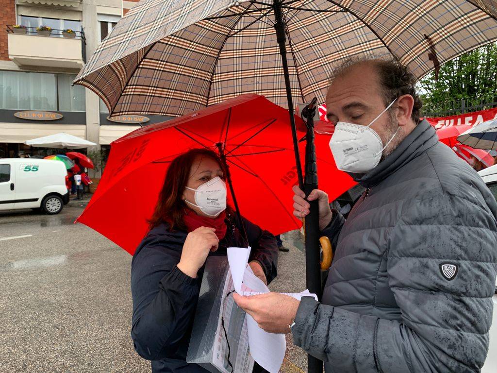 Sindacati in presidio a Varese per la sicurezza sul lavoro 