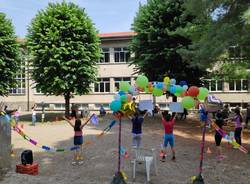 Festa in cortile alla Pascoli