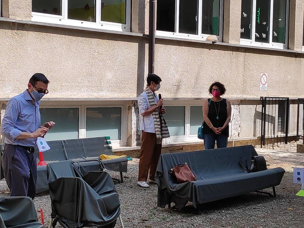 Festa in cortile alla Pascoli