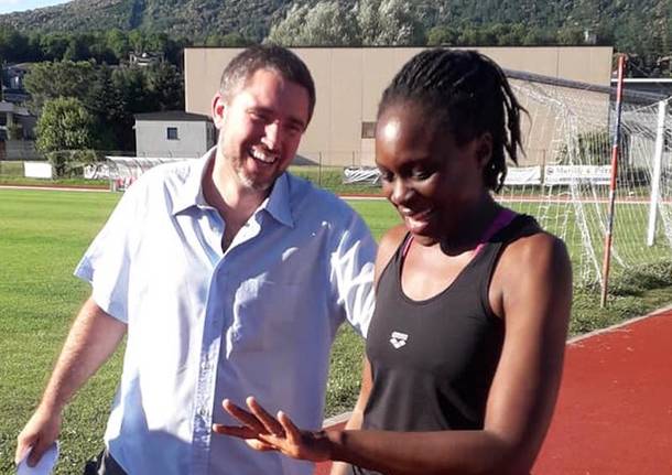 Una romantica proposta di matrimonio all’Atletica Gavirate