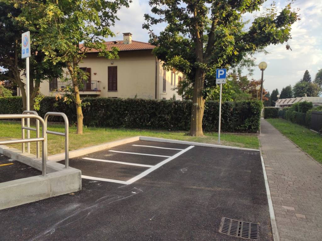 Inaugurato il nuovo parcheggio di Lisanza a Sesto Calende