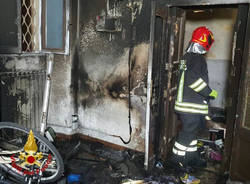 Incendio negozio biciclette Varese