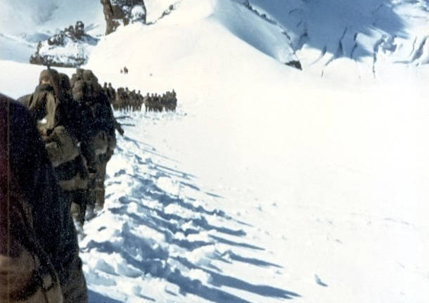 libro fotografico del 95° corso Allievi Ufficiali della Scuola Militare Alpina di Aosta