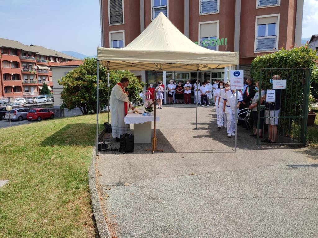 Luino - Un cippo per ricordare le vittime del Covid