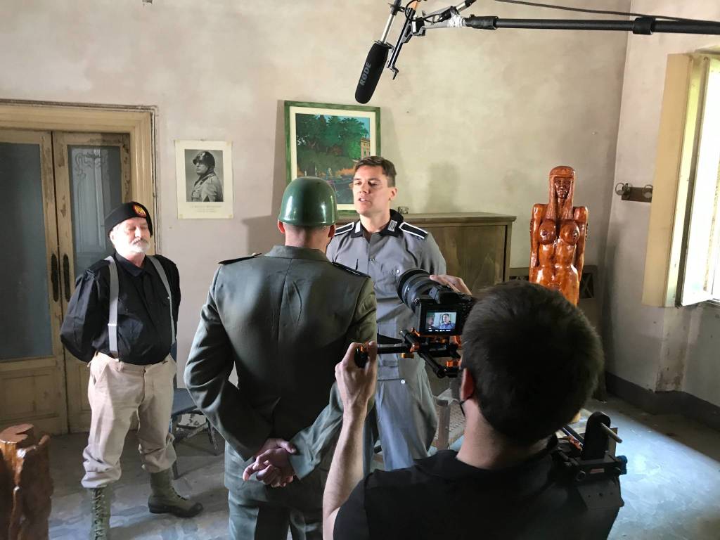 Prime immagini dal set di “Una corsa in bicicletta”