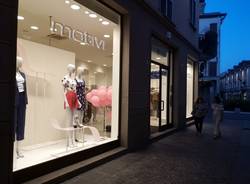 Shopping al mercoledì sera a Legnano