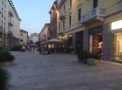 Shopping al mercoledì sera a Legnano