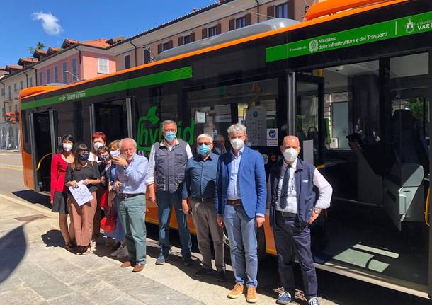 Turisti in città con Tourist Line, il bus gratuito di Varese