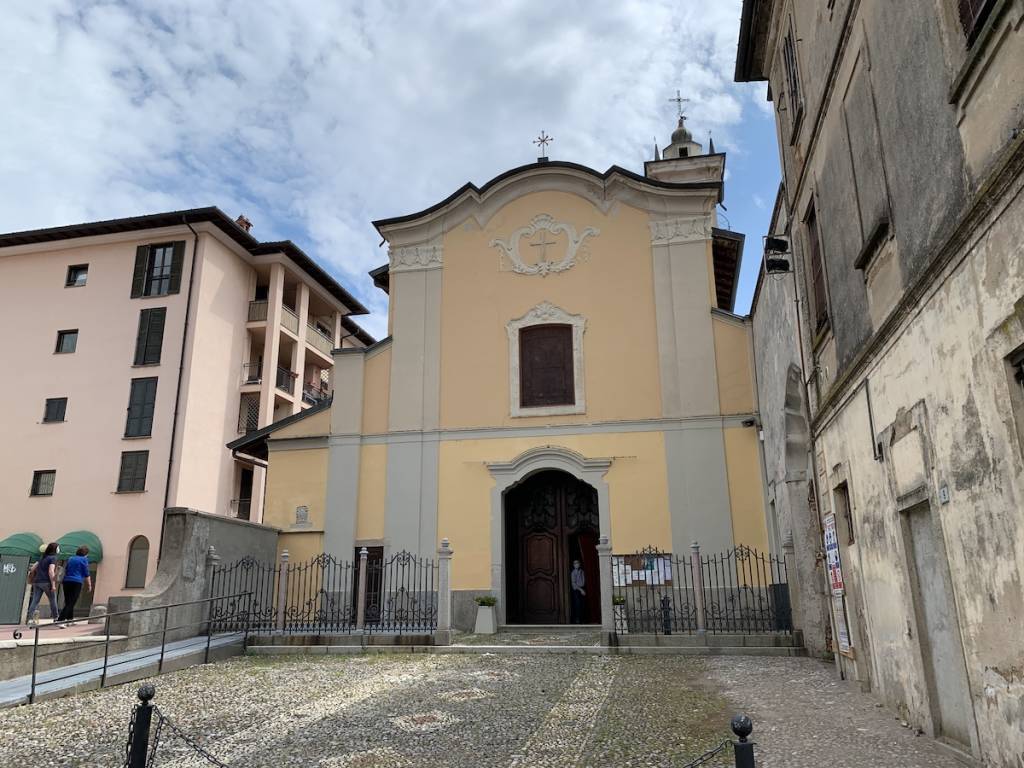 Tradate - Al via la demolizione dell'ex convento di via Crocifisso