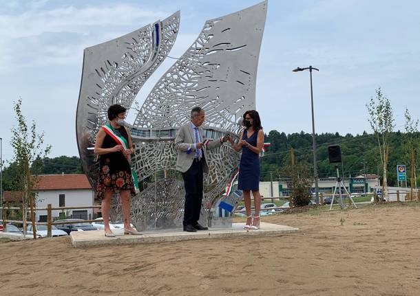 Cantello, inaugurati il nuovo parcheggio e il sottopassaggio della ferrovia Arcisate Stabio a Gaggiolo