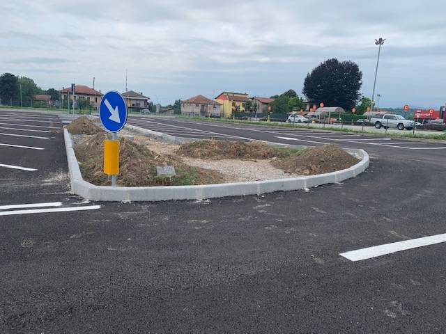 Il nuovo parcheggio di Cocquio Trevisago