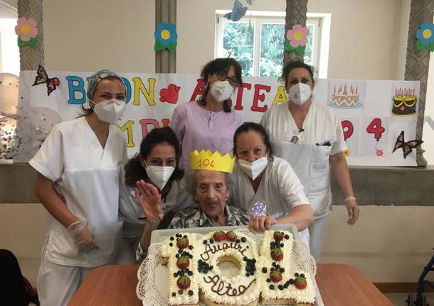 Nonna Altea compie 104 anni