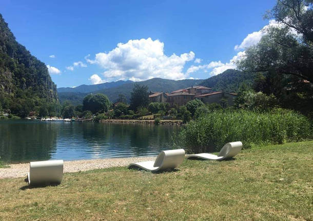 I nuovi arredi del lungolago di Lavena Ponte Tresa 