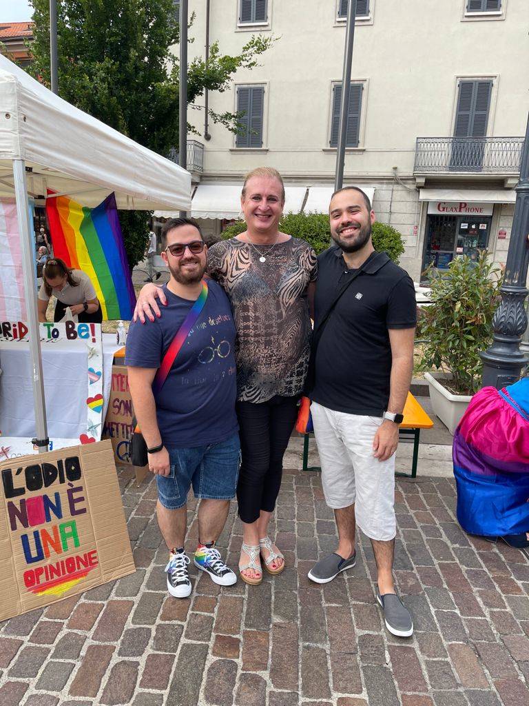 Il collettivo Origami in piazza a Saronno nel segno dei diritti