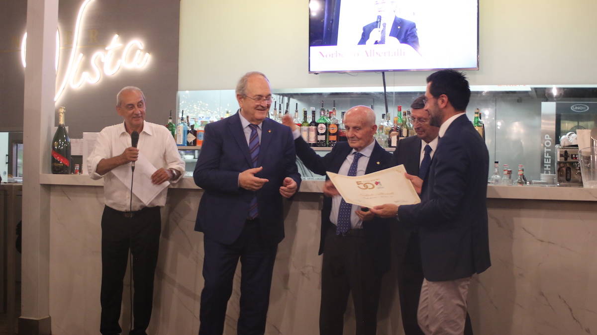Inaugurato il busto in onore di Luigi Caironi