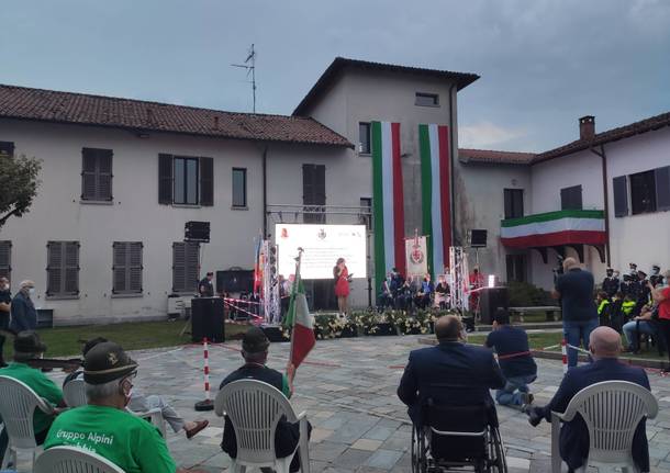 L’inaugurazione della piazza di Brebbia