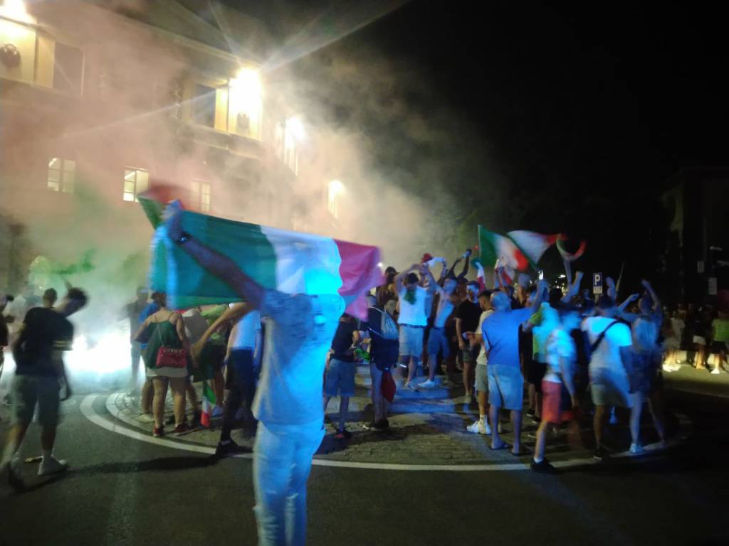 Italia in finale, festa a Legnano