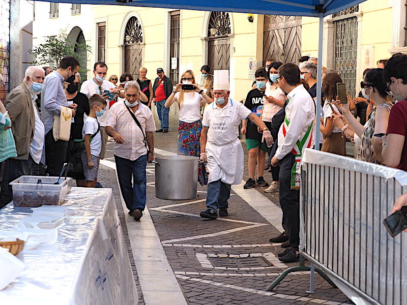 La Contrada dal broeud a Gallarate