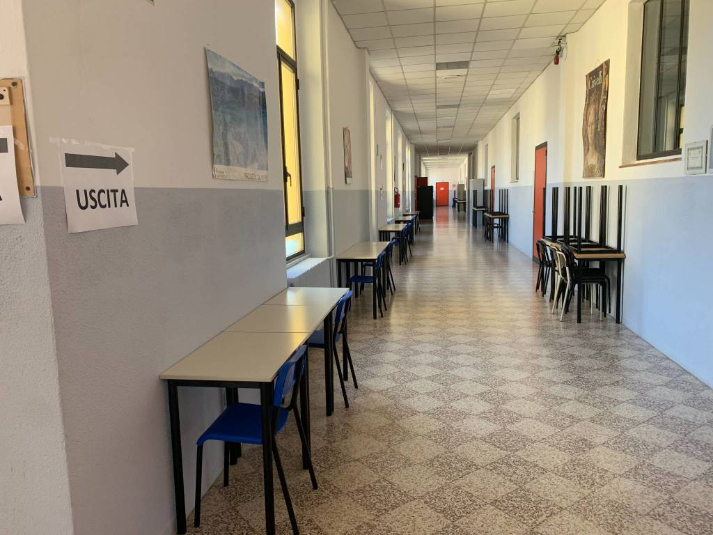 liceo crespi sede distaccata piazza trento trieste busto arsizio