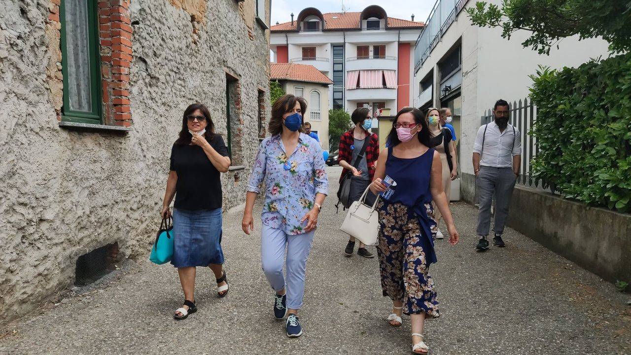 Margherita Silvestrini nei quartieri di Gallarate