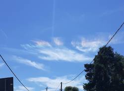 nube iridescente jessica povo