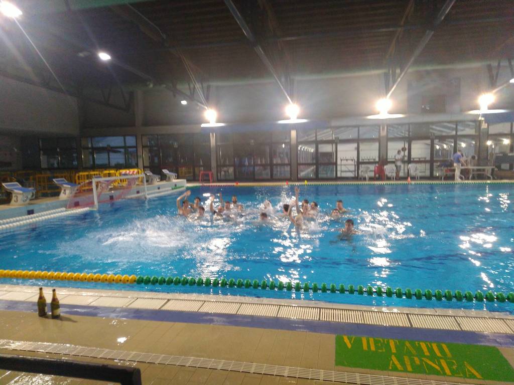 Pallanuoto Legnano festeggia la serie C 