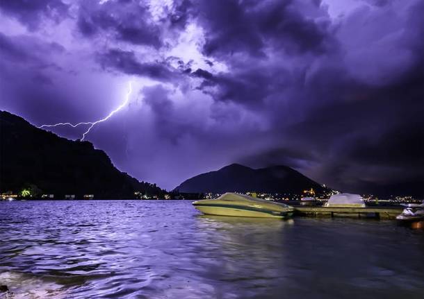 Porto Ceresio, temporale - foto di Riccardo Mantegazza