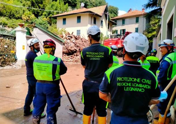 Protezione civile di Legnano in soccorso delle popolazione alluvionate nel Comasco