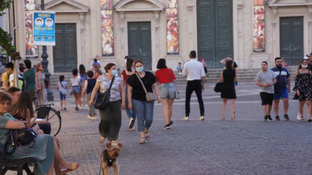 Shopping serale a Saronno