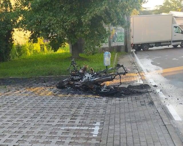 Colpo nella notte in azienda a Varano Borghi