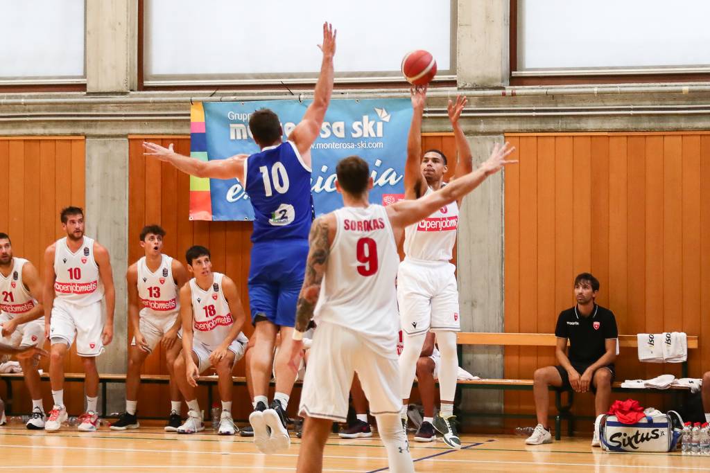 Openjobmetis Varese - Olimpic Friburgo 90-67