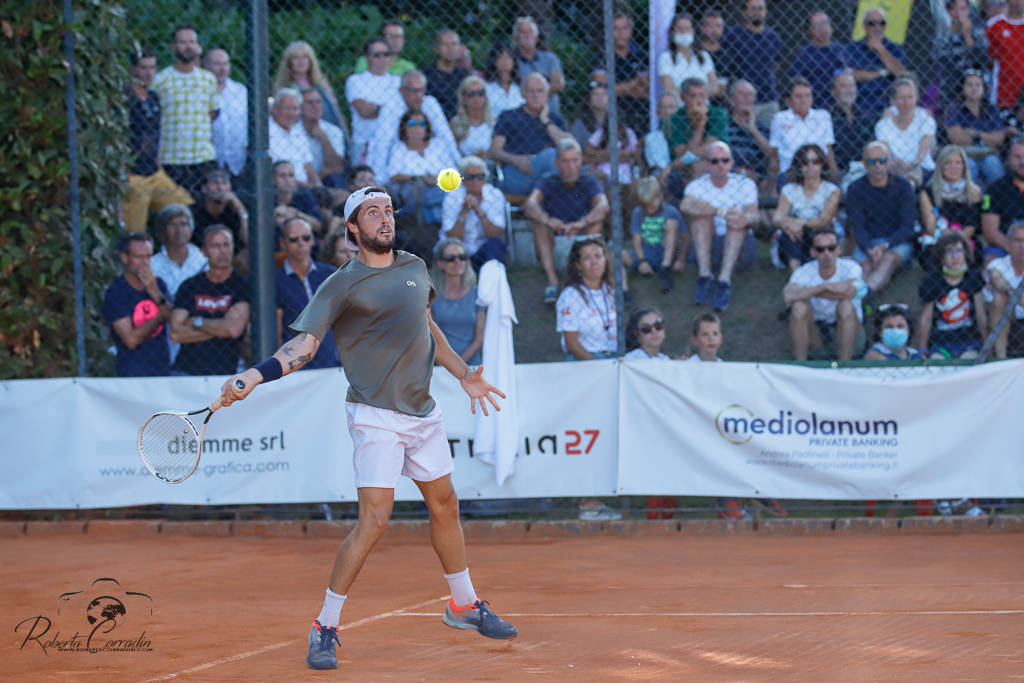 Il francese Martineau vince la 1a Lesa Cup di tennis