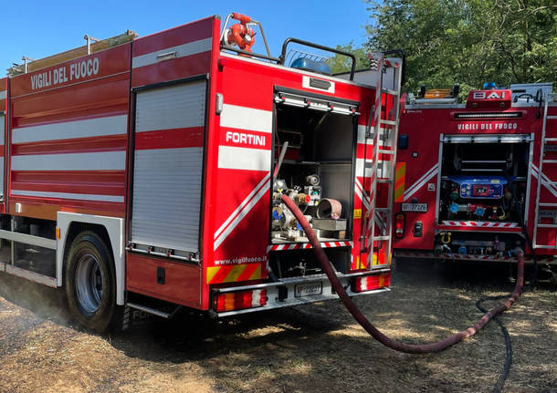 incendio a castano primo