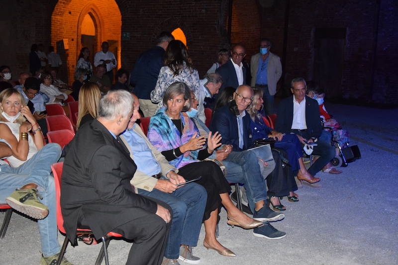 Rotary Aid Festival a Teatro