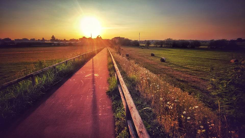 Sulla pista ciclabile verso Solaro