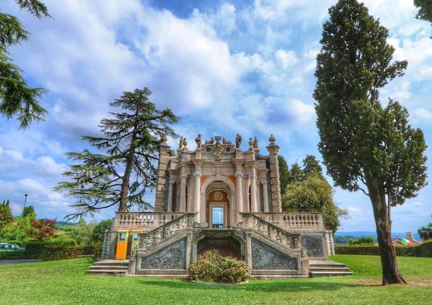 Villa Tatti Comerio Nadia Rossi