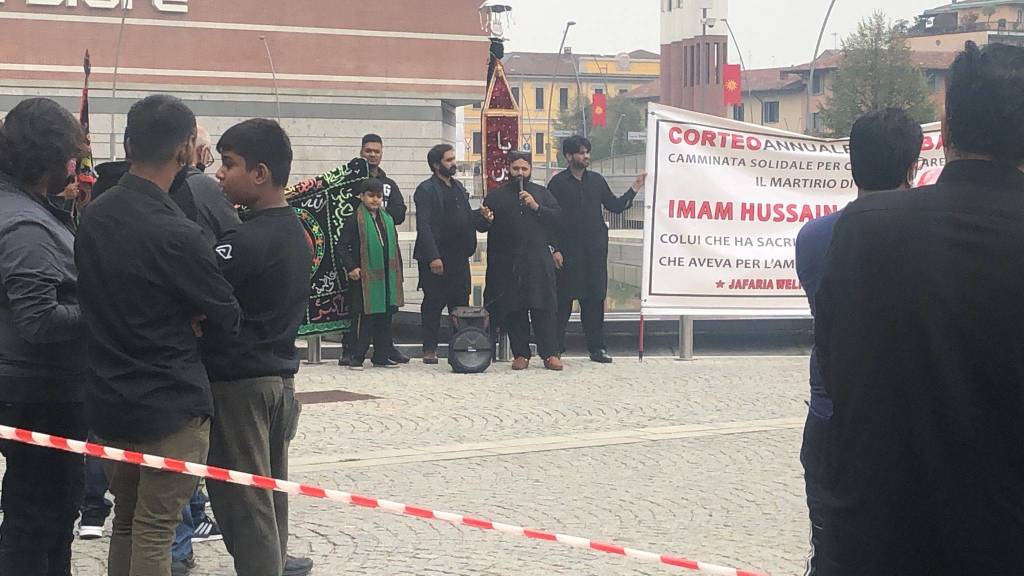 Camminata solidale comunità pakistana a Legnano