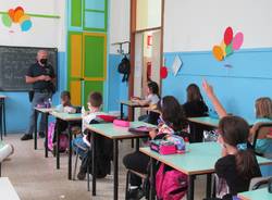 Carabinieri in cattedra alla primaria galilei di Avigno