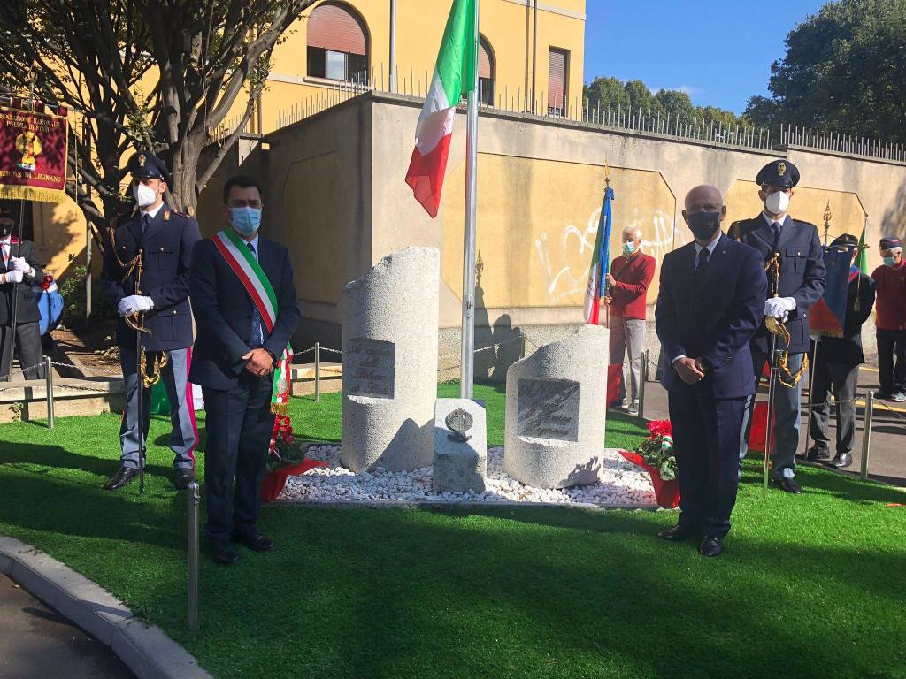Cerimonia inaugurazione monumento ai caduti 