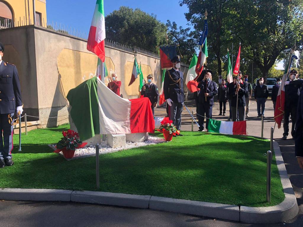 Cerimonia inaugurazione monumento ai caduti 