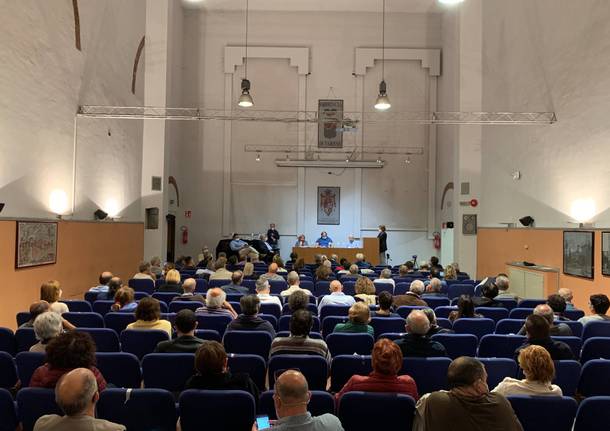 confronto salute elezioni busto arsizio